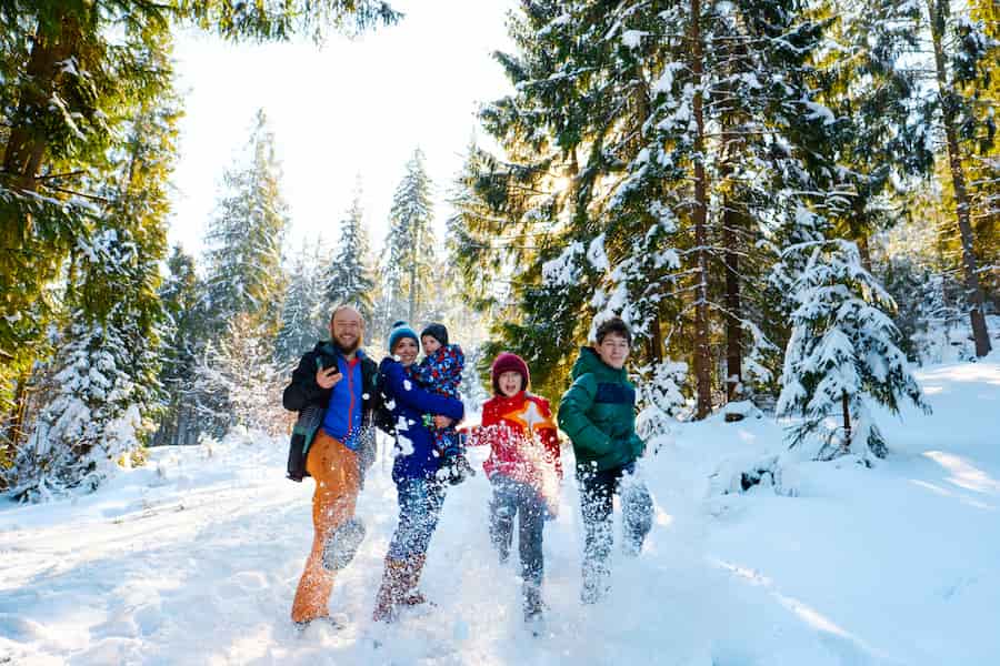 9 activités dans la neige pour les enfants à partir d'un an